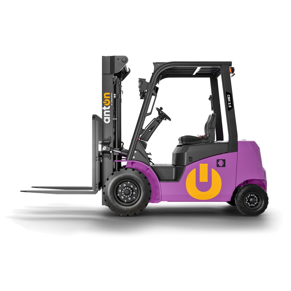 Termékkép: AntOn by Jungheinrich elektromos targonca CBH 3.5 háromtagú teleszkópos emelőoszloppal, 4 800 mm emelési magasság, 3 500 kg teherbírás, időjárásvédő fülke Eco, külső 80 V-os, 60 A-es, CEE, 5 pólusú töltőkészülékkel