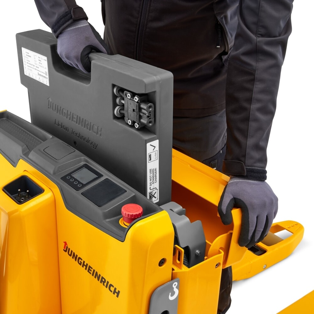 Termékkép száma 11: Jungheinrich EJE 120i elektromos emelőkocsi, teherbírás 2000 kg, villahossz 1150 mm
